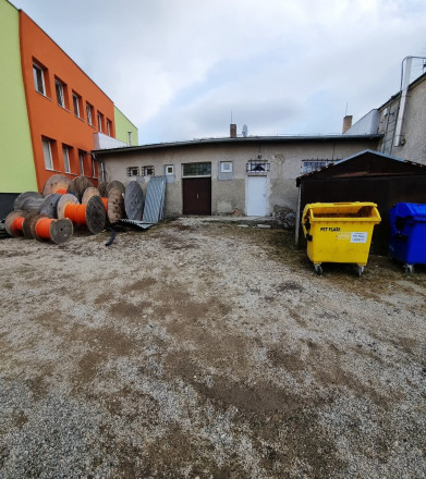 Objekt vhodný na prevádzkovanie pohostinstva-v obci Bukovec - fotografia 2