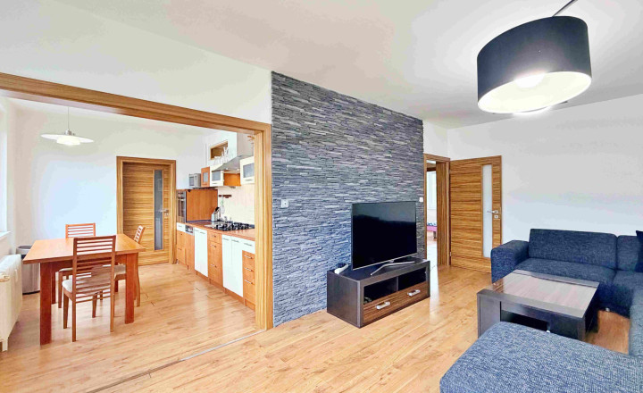 Rezervované. ViP. 3-izbový byt Zvolen, 81 m², balkón, - fotografia 1