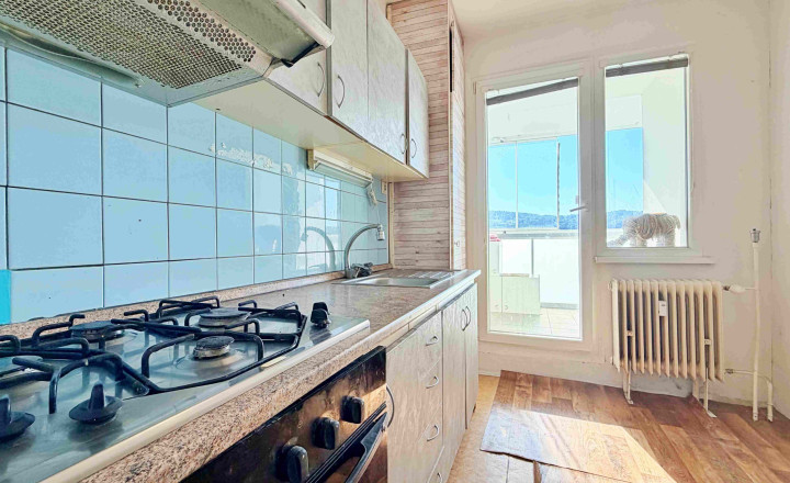 ViP. 3-i byt Sliač – Rybárska, 74 m² vrátane loggie cca 8 m²s - fotografia 7